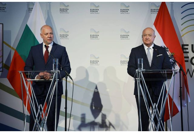 Поздравявам премиера Желязков и България за изпълнението на всички критерии