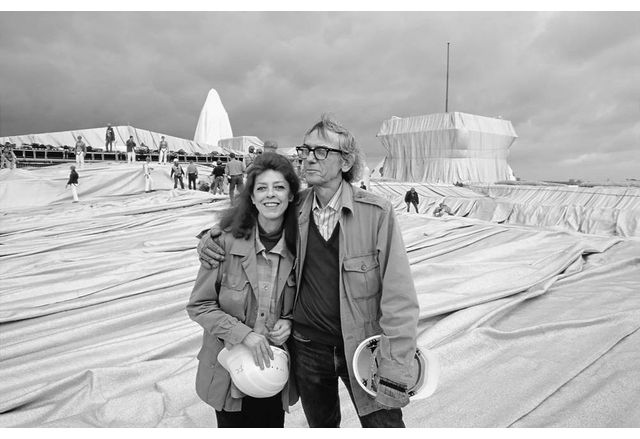 Мащабната изложба Кристо и Жан Клод Опакованият Райхстаг Берлин 1971–1995 ще