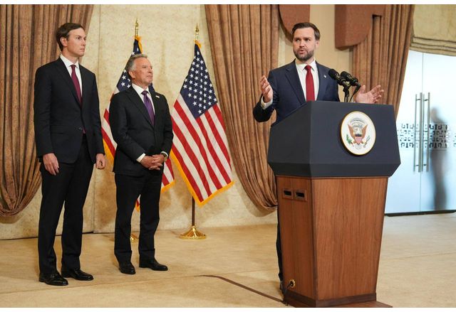 Кушнер, Уиткоф, Ди Ванс