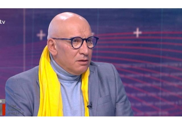 Редица политически реакции през изминалите почивни дни предизвика извънредното обръщение