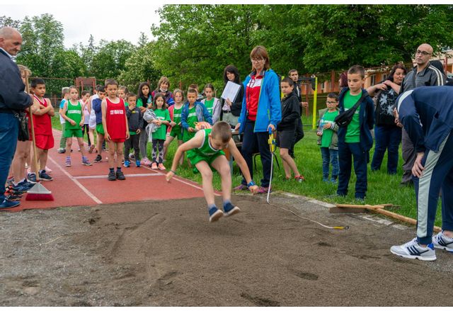 Лекоатлетически турнир в Мездра