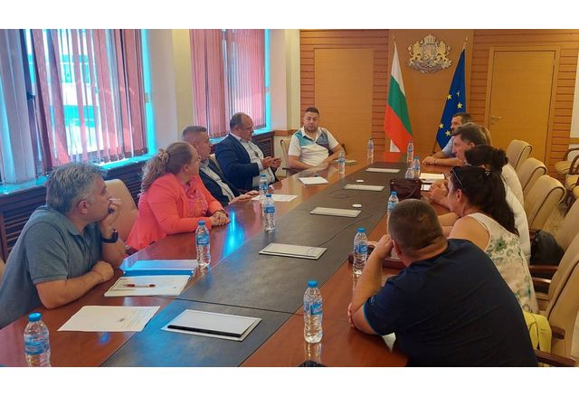 Ръководството на Министерство на земеделието и храните подкрепя исканията на