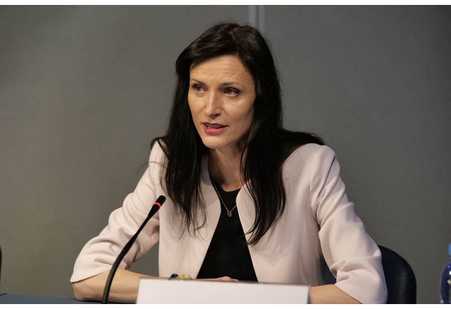 Мария Габриел бе избрана с огромно мнозинство за председател на