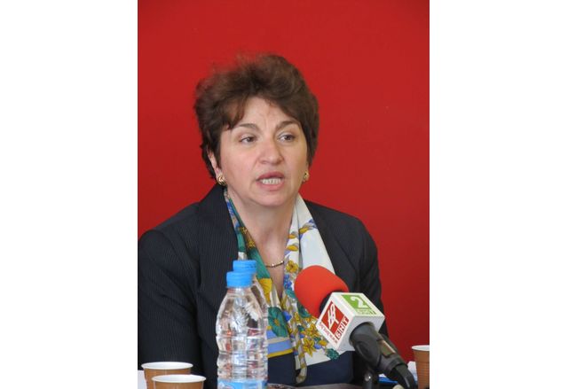 Меглена Плугчиева е подала снощи оставка като външнополитически съветник на