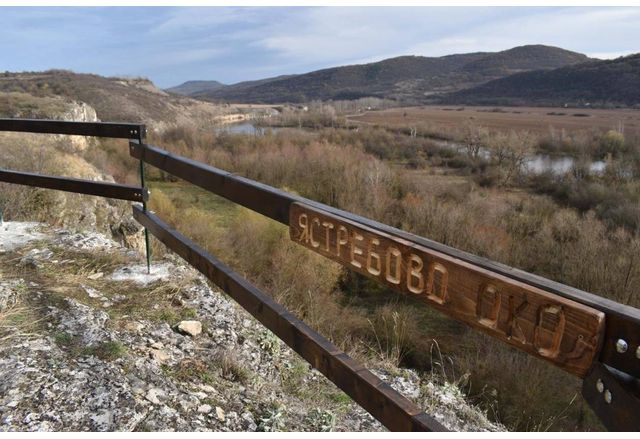 Шест кметства две училища и една детска градини от община