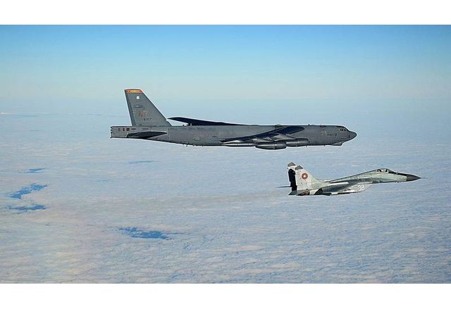 Военновъздушните сили на Република България изпълниха задачи по ескортиране на