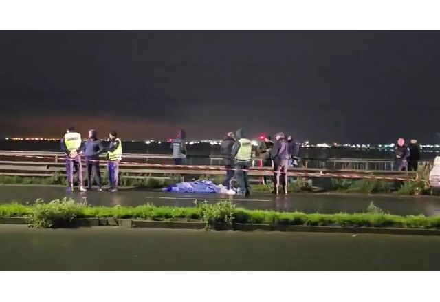 6 ма мигранти загинаха след като колата им се преобърна на