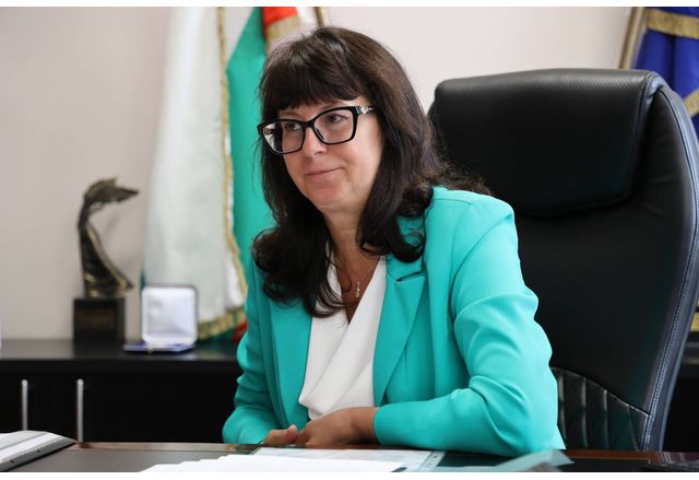 Министърът на здравеопазването д р Галя Кондева изиска незабавни действия по