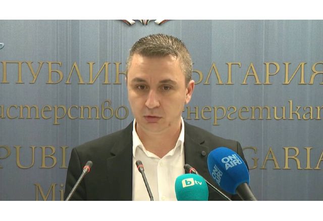 Има координирана атака срещу националния интерес на България Това заяви