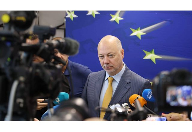 Данъчно осигурителната тежест няма да се увеличава Това заяви категорично министър председателят