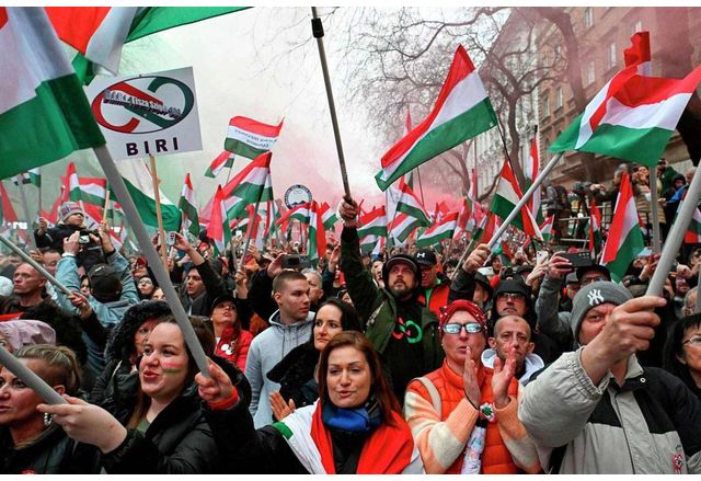 Митингът на опозиционната партия "Тиса"