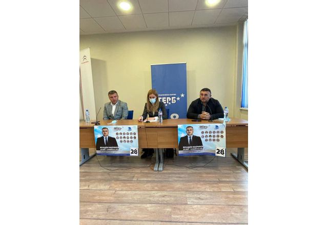 Младен Маринов и Николина Ангелкова представят програмата на ГЕРБ пред бизнеса