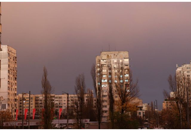 Мрачно, облачно и дъждовно време