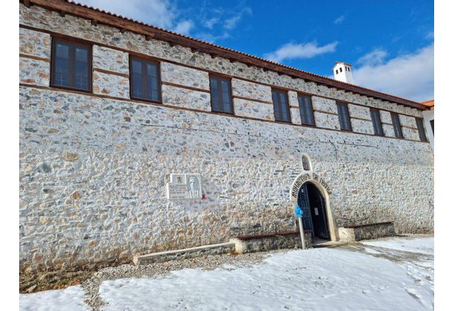 Кметът на Асеновград д р Христо Грудев посети Мулдавски манастир Света