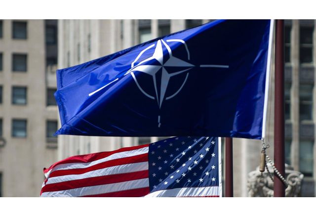 САЩ ще предадат две висши регионални командвания в НАТО на
