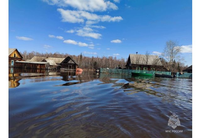 Властите на руската сибирска Омска област продължават да евакуират жителите