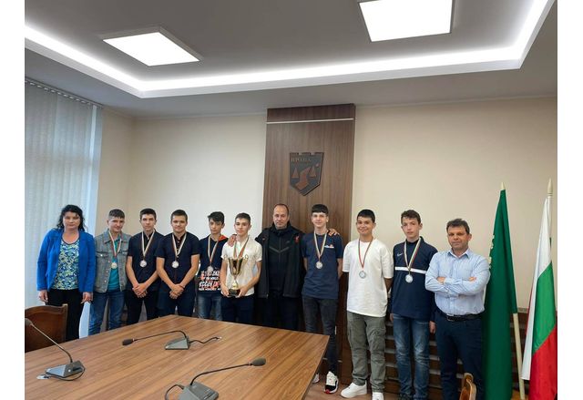 Възпитаници на СУ Васил Кънчов заеха призово място във финалния