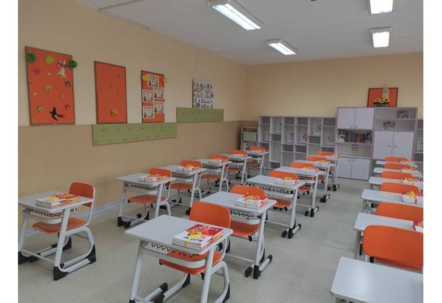 Над 2000 първолаци ще прекрачат прага на 90 обновени класни стаи в Бургас