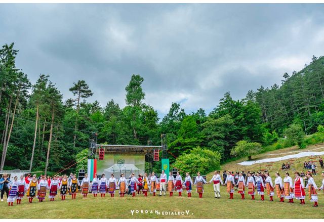 Под звуците на българската народна музика официално открихме едно от