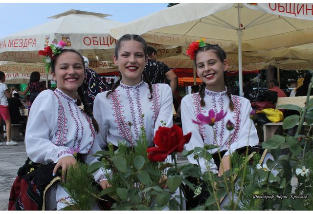 Национален фолклорен фестивал "Белокаменица"