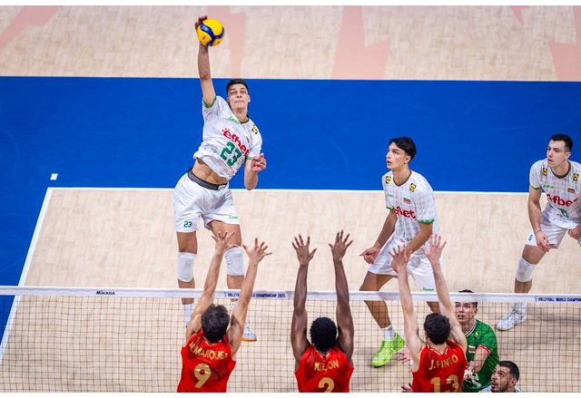 Националният отбор по волейбол на България се класира за полуфиналите