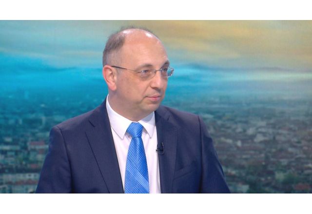 В Тази сутрин по bTV Николай Василев обясни Държавата никога