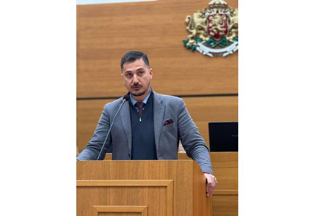 Пореден кадър на Продължаваме промяната обяви че напуска партията Николай