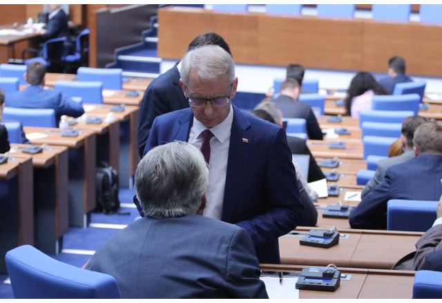 Николай Денков  