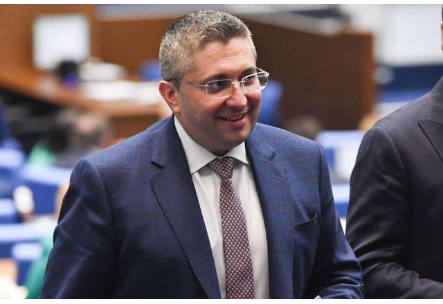 Николай Нанков