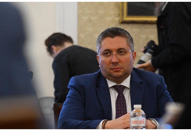 Николай Нанков бивш регионален министърФейсбукАПИ съобщи за поредните свлачища при