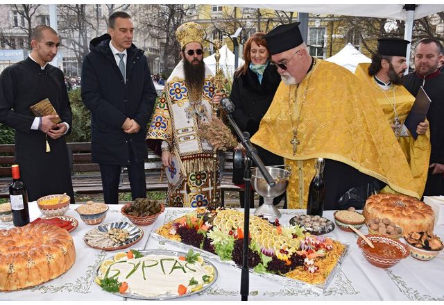 По повод празника на Бургас – Никулден Регионален исторически музей Бургас