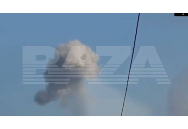 Облак от взрива на склада за боеприпаси в Крим