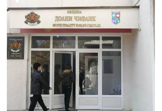 Мъж на 67 години е загинал при пожар в Долни