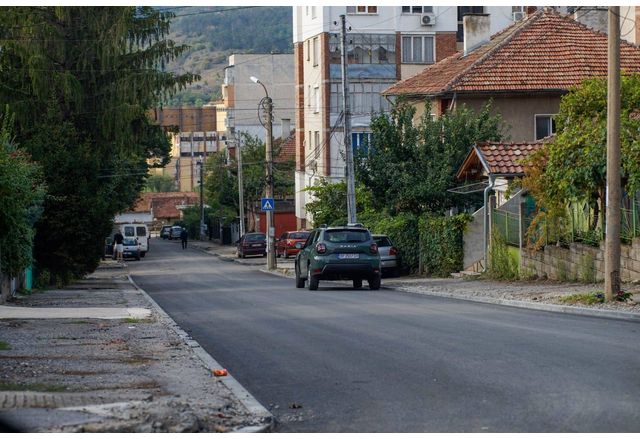 Община Мездра осигури близо 5 млн. лв. за основен ремонт на улици в гр. Мездра 