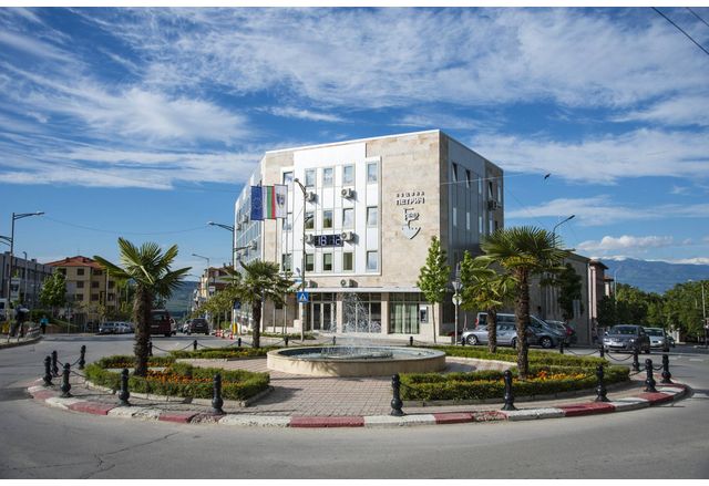 Сините зони в Петрич и Сандански няма да работят заради