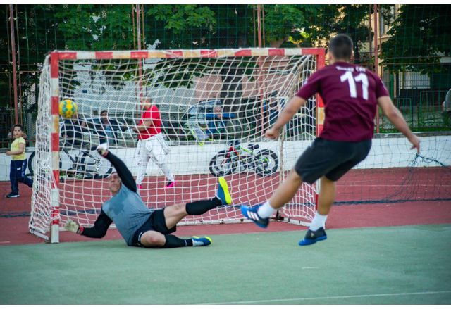 Общински турнир по футбол на малки врати в Мездра