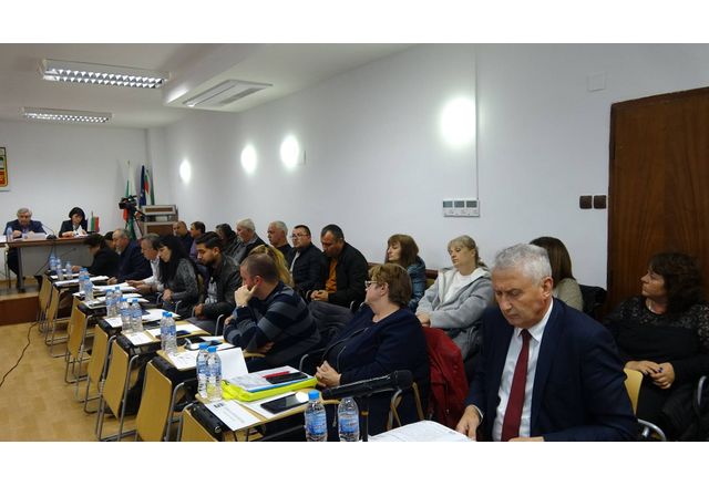 Общинският съвет ОбС прие бюджета на община Мездра за 2022