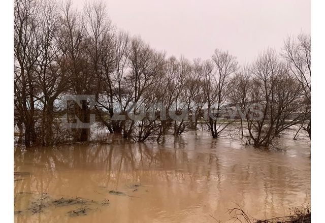 Опасни нива на реките Струма и Места, Струмяни остава в бедствено положение