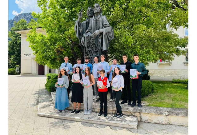 В навечерието на Деня на светите братя Кирил и Методий