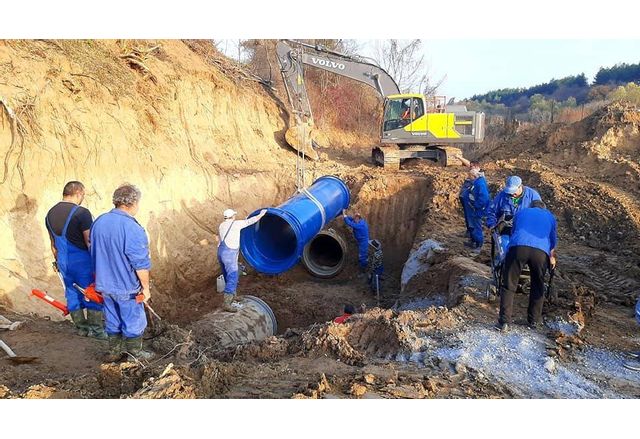 Отстраниха аварията на водопровода за Велико Търново