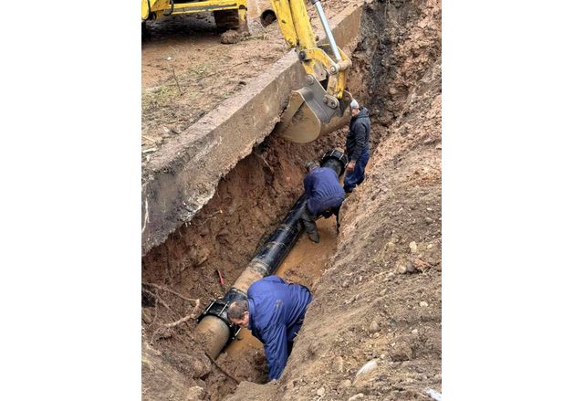 Отстраняване на ВиК авария в Асеновград