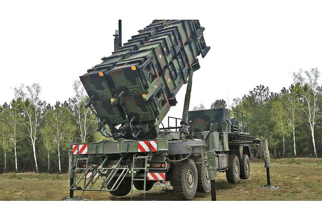 Украйна се надява да получи допълнителна зенитно ракетна система IRIS T от