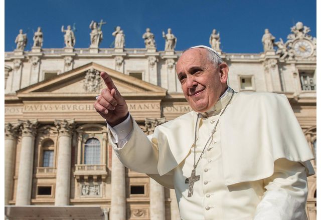 Папа Франциск бе подложен на критики за това че е