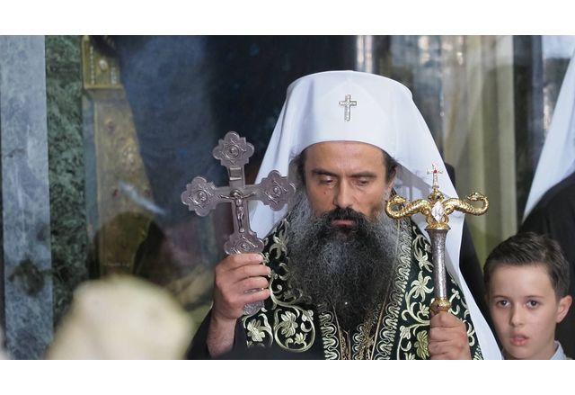 Новият български патриарх Даниил отказа да приеме оставката на игумена