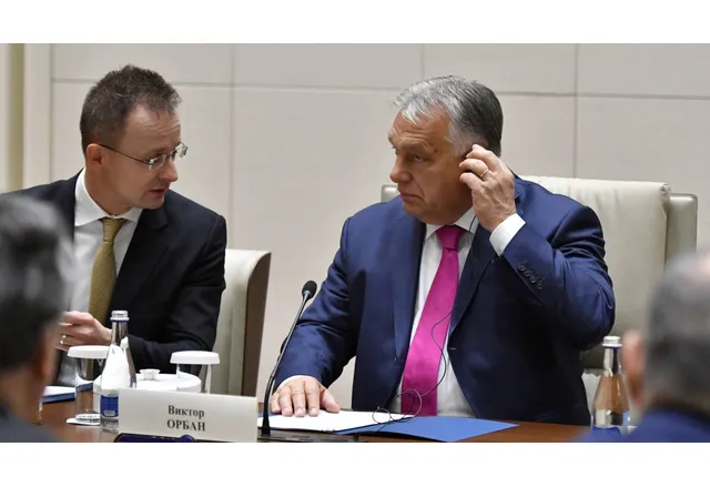 Петер Сиярто и Виктор Орбан