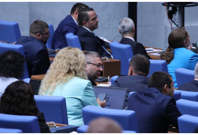 Пленарна зала на НС 