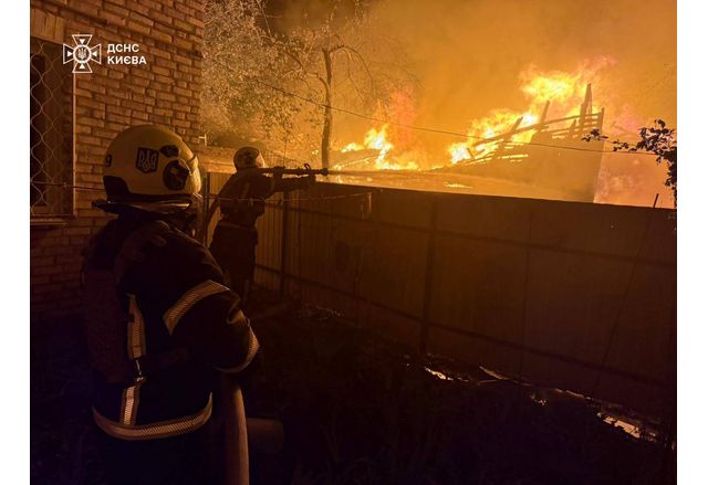 През нощта на 4 май руските терористи атакуваха с дронове