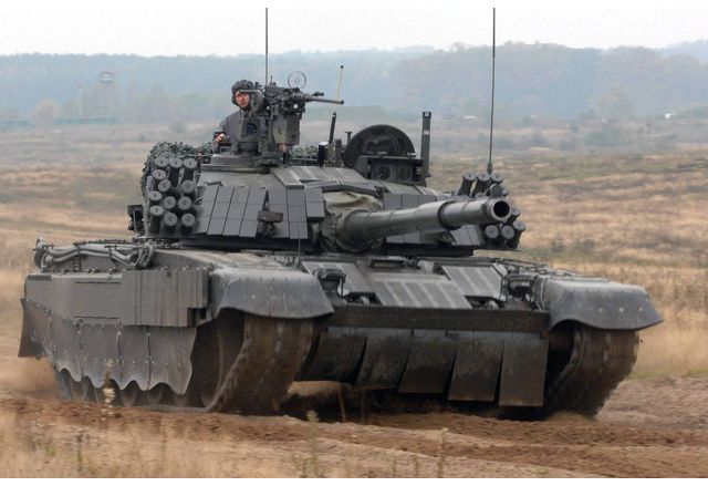 Полша е доставила на Украйна над 200 танка Т 72 ​​десетки