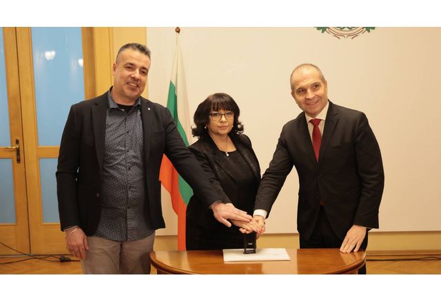 Първото филателно издание за 2026 година е посветено на присъединяването