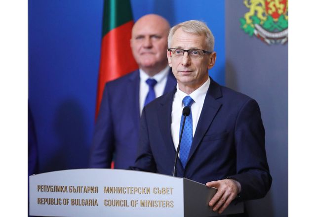 България няма да внася слънчоглед от Украйна Това заяви министър председателят